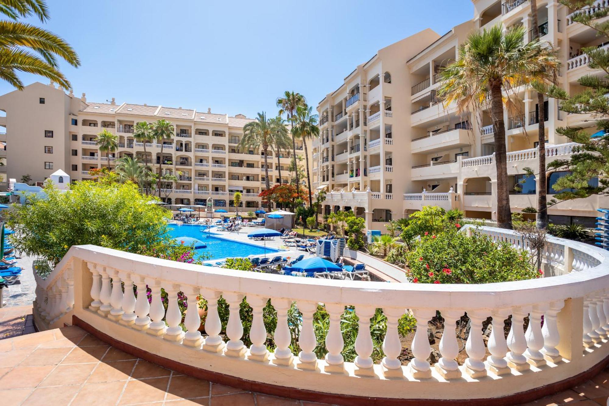 Castle Harbour Melanie'S Apartment By Lovetenerife لوس كريستيانوس المظهر الخارجي الصورة