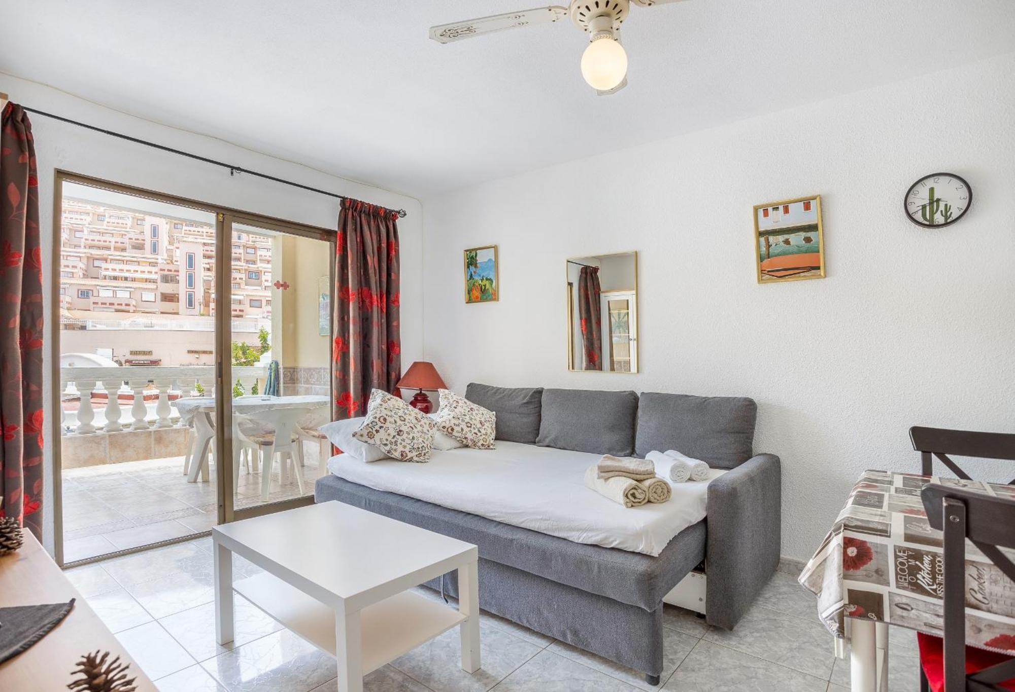 Castle Harbour Melanie'S Apartment By Lovetenerife لوس كريستيانوس المظهر الخارجي الصورة