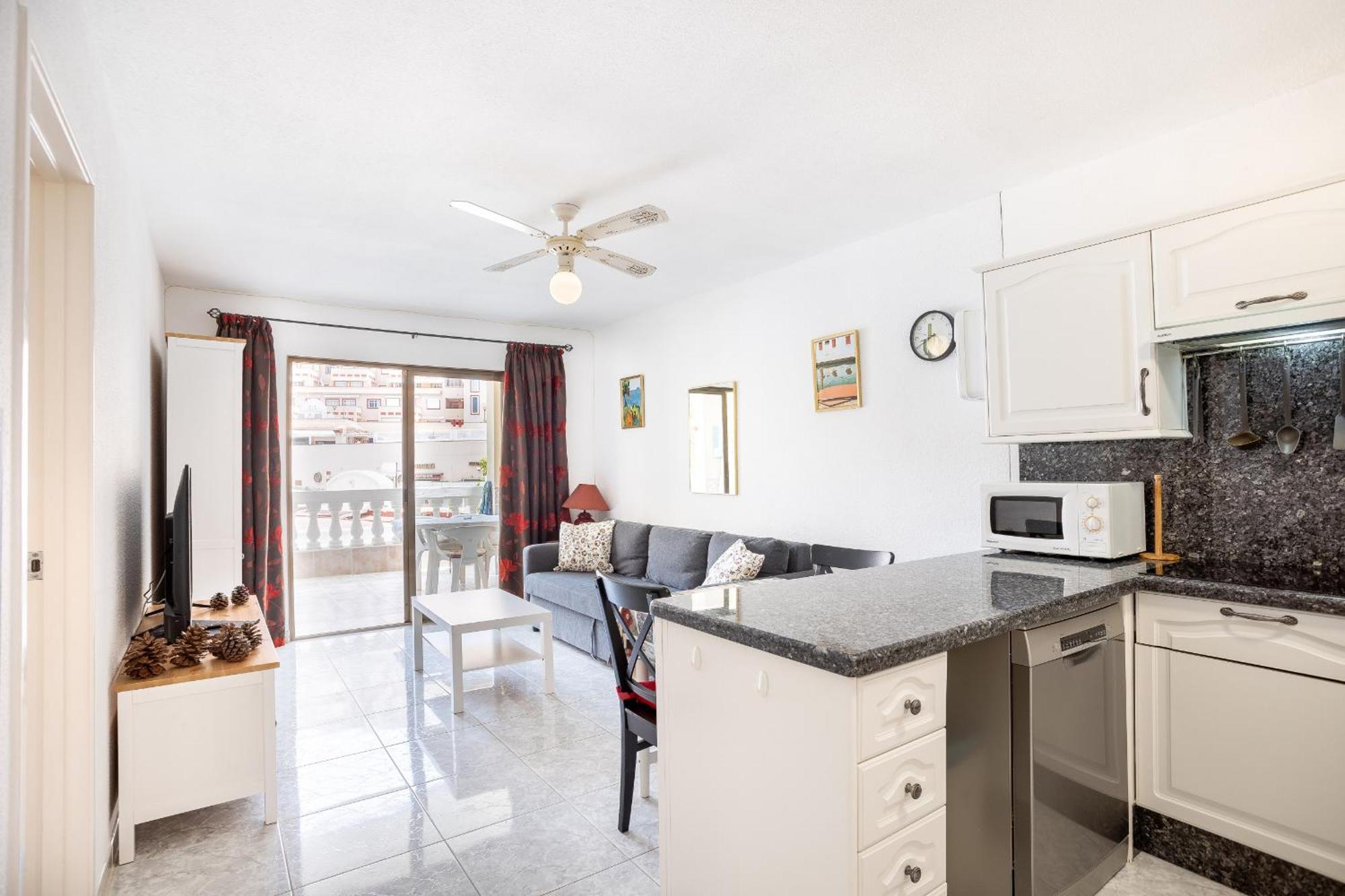 Castle Harbour Melanie'S Apartment By Lovetenerife لوس كريستيانوس المظهر الخارجي الصورة