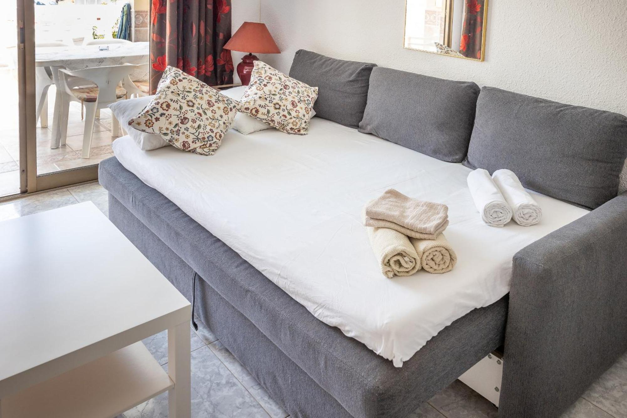Castle Harbour Melanie'S Apartment By Lovetenerife لوس كريستيانوس المظهر الخارجي الصورة